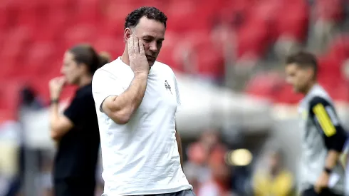 Milito em jogo do Galo contra o Flamengo