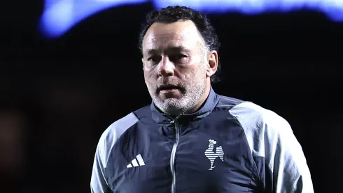 Gabriel Milito pode ver atacante atuando em rival na temporada