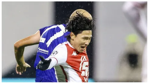 Takumi Minamino pelo Monaco em partida da UEFA Champions League diante do Dinamo Zagreb. Foto: Newscom / Alamy Stock Photo