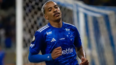 Matheus Pereira chega em Cruzeiro x Grêmio ao mesmo que Arrascaeta e Thiago Neves fizeram