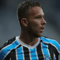 Empresário de Arthur confirma destino e Grêmio tem fim de novela pela contratação