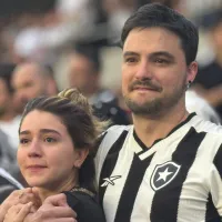 Felipe Neto se emociona e desabafa na comemoração do título do Botafogo na Libertadores: "Apenas vivi"