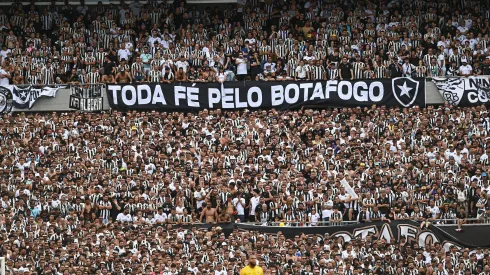 Final entre Botafogo e Atlético-MG bate recorde de público em decisão única da Libertadores