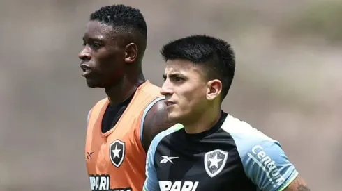 Almada e Luiz Henrique, atacantes do Botafogo em treinos