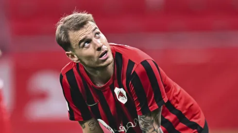 Róger Guedes é destaque no futebol do Oriente Médio