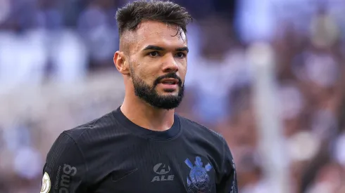 Raniele durante partida entre Corinthians e Vasco, na Neo Química Arena, pelo Campeonato Brasileiro.