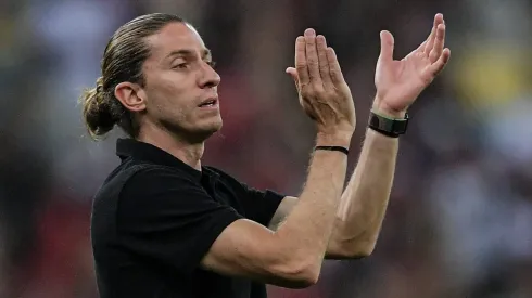 Filipe Luís rasgou elogios para Wesley no Flamengo.