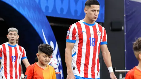 Alex Arce passou dificuldades financeiras, despontou tarde para o futebol e vem sendo destaque no futebol sul-americano em 2024