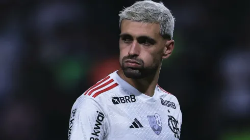 Críticas no Flamengo geram reprova de Arrascaeta.