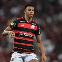 Carlinhos é punido pelo STJD após quebrar VAR e Flamengo toma atitude sobre atacante