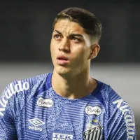 Botafogo acerta compra de Jair e Tiquinho Soares jogará no Santos em 2025