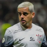 Ramón Díaz dá aval e Corinthians aprova substituto de Fagner para 2025