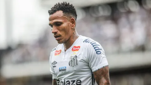 Otero encerra passagem pelo Peixe após uma temporada