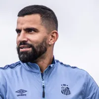 Saída de Tomás Rincón do Santos deve acontecer após ficar fora dos planos de Pedro Caixinha