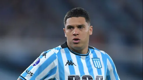 Foto: Marcelo Endelli/Getty Images - Quintero não será jogador do Santos