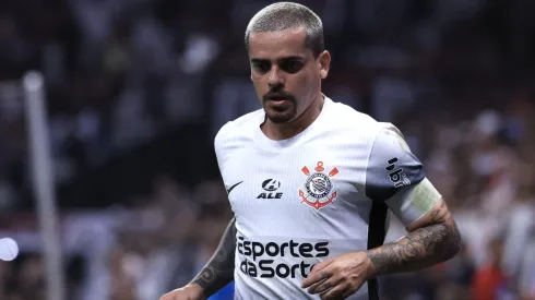 Fagner jogador do Corinthians durante partida contra o Juventude no estadio Arena Corinthians pelo campeonato Brasileiro A 2024. Foto: Marcello Zambrana/AGIF
