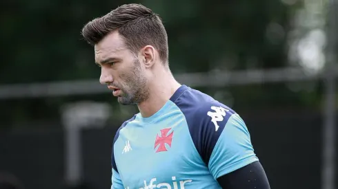 Léo Jardim, goleiro do Vasco pode deixar o Gigante da Colina rumo ao futebol português