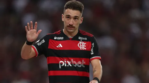 Léo Ortiz no Brasileirão 2024 (Wagner Meier/Getty Images)