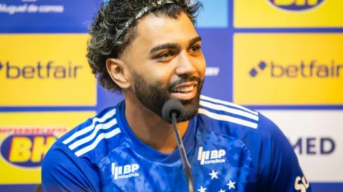 CRUZEIRO, APRESENTACAO GABIGOL - Gabigol durante sua apresentacao oficial como jogador do Cruzeiro em coletiva de imprensa realizada no Mineirao. Foto: Fernando Moreno/AGIF
