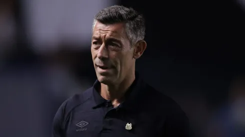 Treinador fez uma análise sobre a derrota do Santos na Vila - Foto: Ettore Chiereguini/AGIF