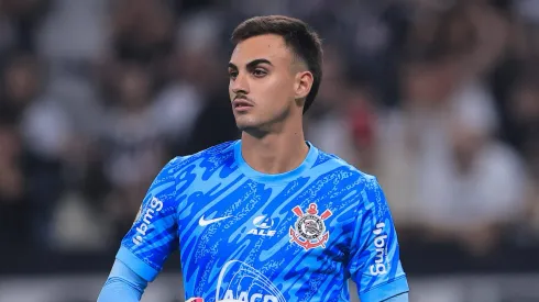 Matheus Donelli é o goleiro reserva do Corinthians