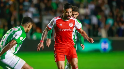 Bruno Tabata em duelo entre Juventude x Internacional em 2024 Foto: Luiz Erbes/AGIF