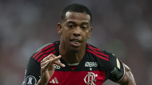 Carlinhos jogador do Flamengo durante partida contra o Bolivar no estadio Maracana pelo campeonato Copa Libertadores 2024. Foto: Jorge Rodrigues/AGIF