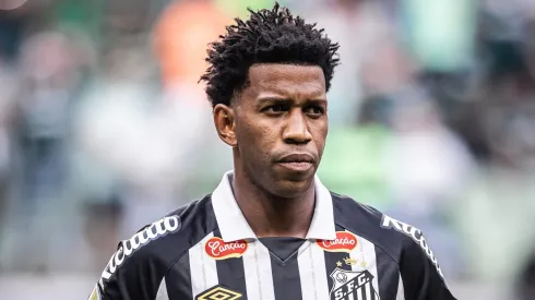 Gil, zagueiro do Santos