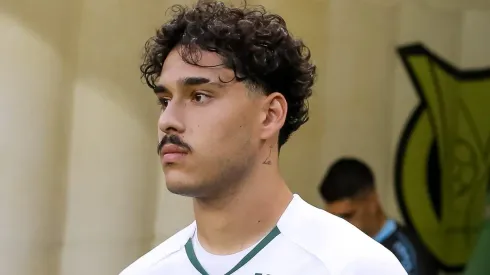 Ida do jogador para Vitória ocorrerá apenas após a Supercopa