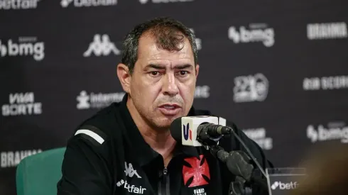 Carille concedeu entrevista após a partida. Foto: Matheus Lima/Vasco