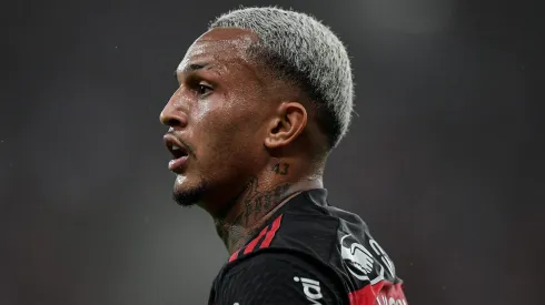 Wesley durante partida entre Flamengo e Athletico-PR, no Maracanã, pelo Brasileirão 2024.