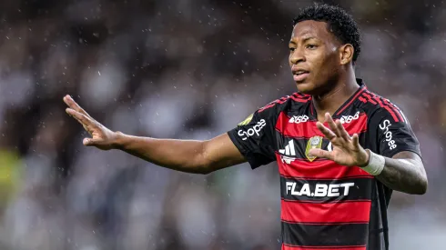Plata, do Flamengo, durante partida contra o Botafogo no Mangueirão pela Supercopa 2025. Foto: Fernando Torres / AGIF