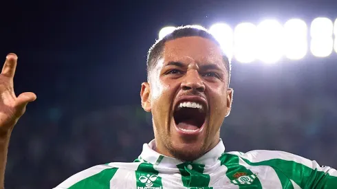SEVILLE, SPAIN – SEPTEMBER 13: Vitor Roque of Real Betis celebrates after scoring the teams second goal during the LaLiga match between Real Betis Balompie and CD Leganes at Estadio Benito Villamarin on September 13, 2024 in Seville, Spain. (Photo by Fran Santiago/Getty Images)