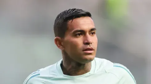 Dudu, jogador do Cruzeiro, durante aquecimento pelo Campeonato Mineiro