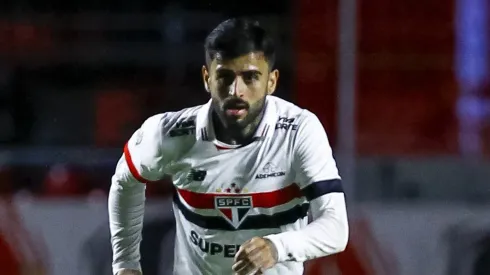 Liziero jogando pelo São Paulo