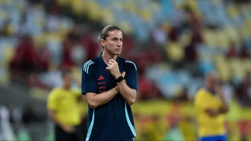 Filipe Luis, técnico do Flamengo, durante partida contra o Sampaio Correa no Maracanã pelo Campeonato Carioca 2025. Foto: Thiago Ribeiro / AGIF