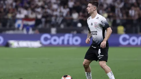 Garro, do Corinthians, durante partida contra o São Bernardo na Arena Corinthians pelo Campeonato Paulista 2025. Foto: Marcello Zambrana / AGIF