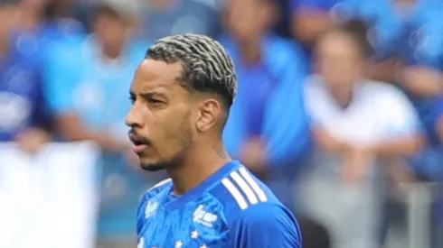 Matheus Pereira durante jogo no Mineirão contra o Atlético.