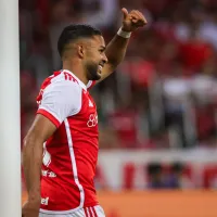 Jogadores do Internacional demonstram grande atitude ao chegar em Ijuí