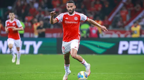 Thiago Maia em partida do Campeonato Brasileiro 2024/Foto: Maxi Franzoi/AGIF