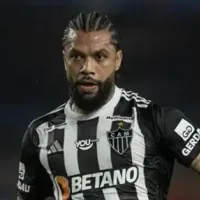 Torcida do Fluminense se revolta após negociação polêmica com volante do Galo: “Sacanagem com o torcedor”