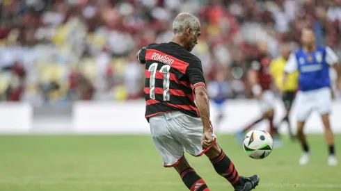 Romario jogador do Flamengo durante partida contra o Amigos da Italia no estadio Maracana pelo campeonato A Ultima Batalha do Imperador. Foto: Thiago Ribeiro/AGIF