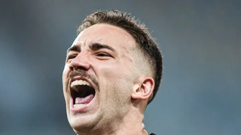 Léo Ortiz em partida do Campeonato Carioca 2025/Foto: Thiago Ribeiro/AGIF