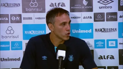 Leandro Desábato, auxiliar técnico do Grêmio – Foto: Reprodução/GZH