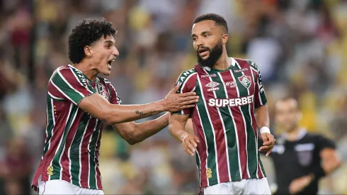 SAmuel Xavier jogador do Fluminense comemora seu gol com Fuentes jogador da sua equipe durante partida contra o Boavista no estádio Maracanã pelo campeonato Carioca 2025. Foto: Thiago Ribeiro/AGIF