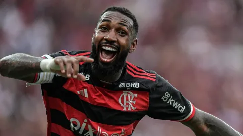 Flamengo recusou a primeira investida do Zenit por Gerson.