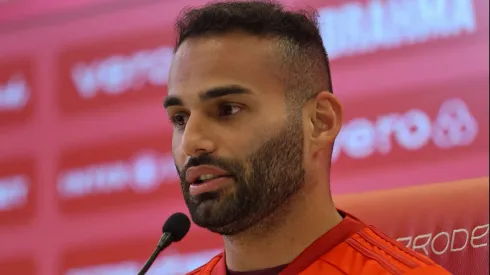 Thiago Maia agitou o mercado da bola com sua negociação com o Santos