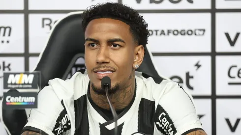 Jogador descartou pressão no Botafogo