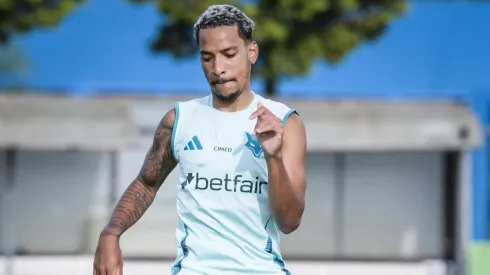 Matheus Pereira em Treino na Toca da Raposa 2. Foto: Gustavo Aleixo/Cruzeiro