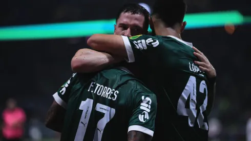 Jogadores do Palmeiras em partida do Paulistão 2025/Foto: Ettore Chiereguini/AGIF